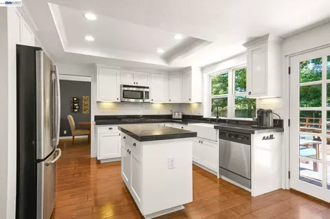 Kitchen - 5709 Corte Libre, Pleasanton, CA 94566 photo 1 of 4