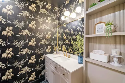 Bath - 1274 Echo Summit St, Livermore, CA 94551 photo 1 of 5