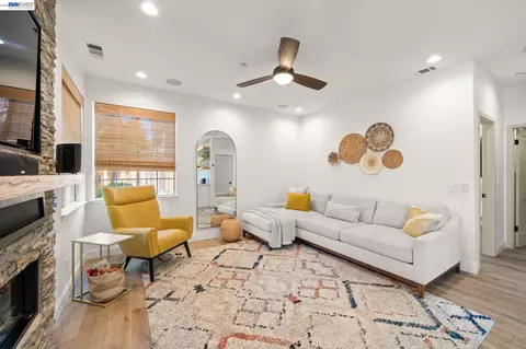 Living - 1274 Echo Summit St, Livermore, CA 94551 photo 1 of 2