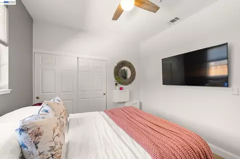 Bedroom - 1274 Echo Summit St, Livermore, CA 94551 photo 2 of 9