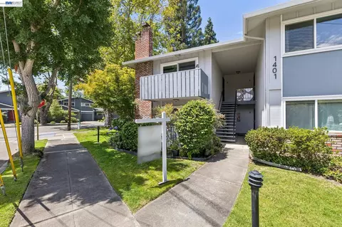 1401 Cottage St #D, Alameda, CA 94501