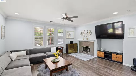 2567 Greystone Dr, Tracy, CA 95377 photo 10