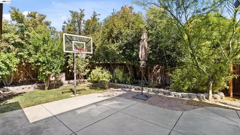 2567 Greystone Dr, Tracy, CA 95377 photo 29