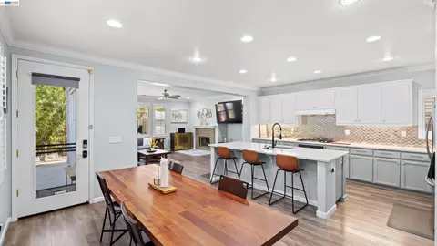 2567 Greystone Dr, Tracy, CA 95377 photo 8