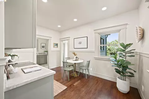 Dining - 2117 Grant St, Berkeley, CA 94703 photo 3 of 4