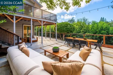 Exterior - 1009 Regio Ct, Lafayette, CA 94549 photo 6 of 28