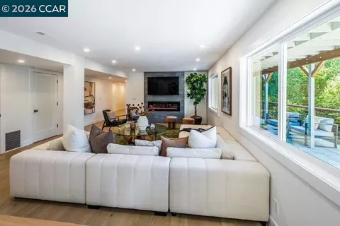 Living - 1009 Regio Ct, Lafayette, CA 94549 photo 8 of 8
