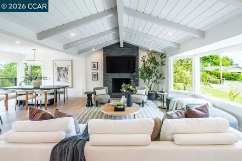 Living - 1009 Regio Ct, Lafayette, CA 94549 photo 3 of 8
