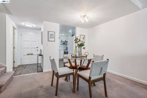 Dining - 1814 Wildbrook Ct #C, Concord, CA 94521 photo 3 of 4