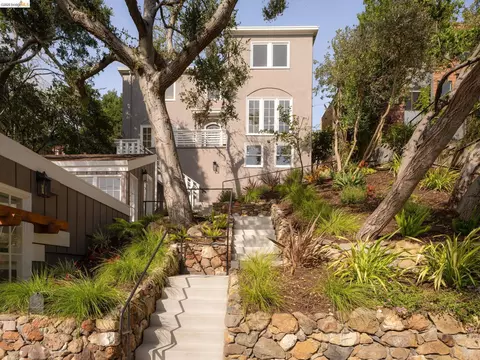 Exterior - 1001 Cragmont Ave, Berkeley, CA 94708 photo 21 of 22