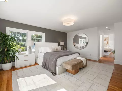 Bedroom - 1001 Cragmont Ave, Berkeley, CA 94708 photo 2 of 11