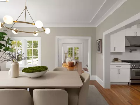 Dining - 1001 Cragmont Ave, Berkeley, CA 94708 photo 3 of 7