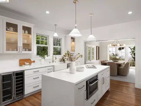 Kitchen - 1001 Cragmont Ave, Berkeley, CA 94708 photo 3 of 4