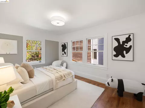 Bedroom - 1001 Cragmont Ave, Berkeley, CA 94708 photo 9 of 11