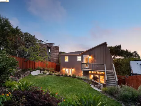 Exterior - 1001 Cragmont Ave, Berkeley, CA 94708 photo 18 of 22