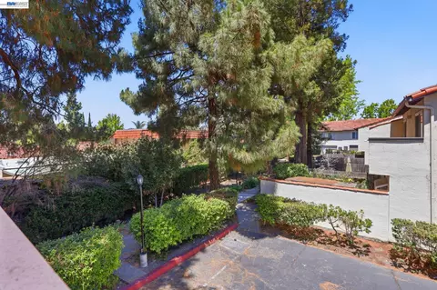 Exterior - 2060 Briscoe Ter, Fremont, CA 94539 photo 6 of 13