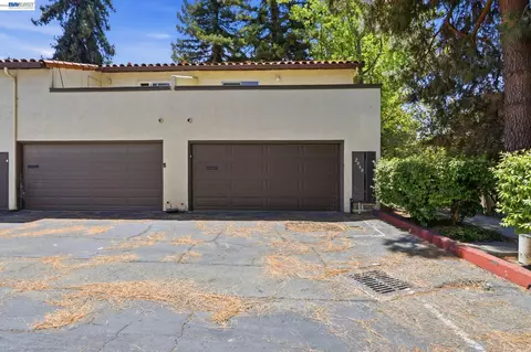 Exterior - 2060 Briscoe Ter, Fremont, CA 94539 photo 12 of 13