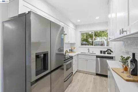 Kitchen - 2060 Briscoe Ter, Fremont, CA 94539 photo 1 of 1