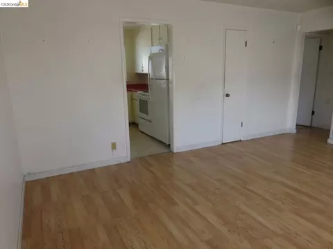 1314 Kains Ave #4, Berkeley, CA 94702 photo 3