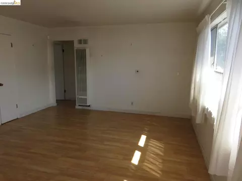 1314 Kains Ave #4, Berkeley, CA 94702 photo 2