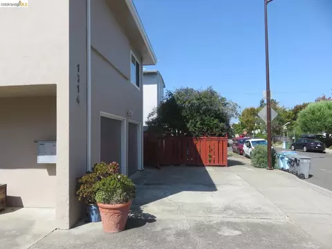 1314 Kains Ave #4, Berkeley, CA 94702 photo 26
