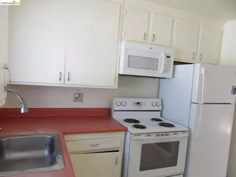 1314 Kains Ave #4, Berkeley, CA 94702 photo 6
