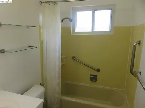 1314 Kains Ave #4, Berkeley, CA 94702 photo 9