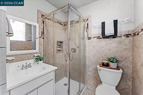 1538 Russell St, Berkeley, CA 94703 photo 13