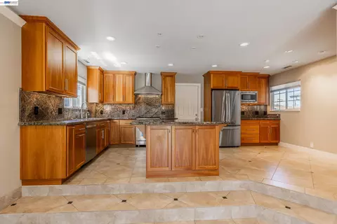 4601 Wilson Ln, Concord, CA 94521 photo 22