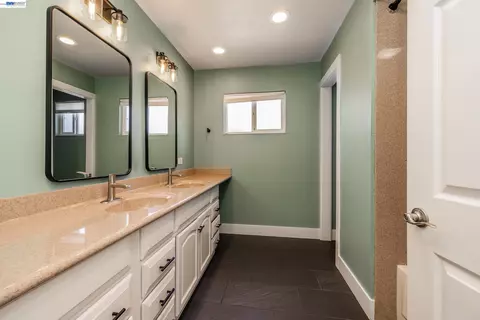 4601 Wilson Ln, Concord, CA 94521 photo 35
