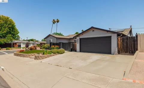 4601 Wilson Ln, Concord, CA 94521 photo 2