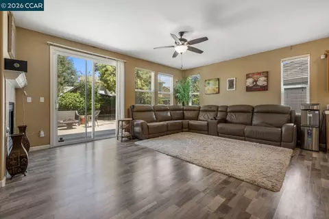 1117 Van Gogh Ln, Patterson, CA 95363 photo 13