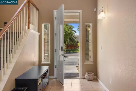 1117 Van Gogh Ln, Patterson, CA 95363 photo 6