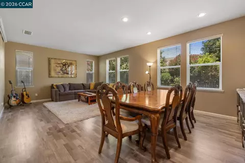 1117 Van Gogh Ln, Patterson, CA 95363 photo 7