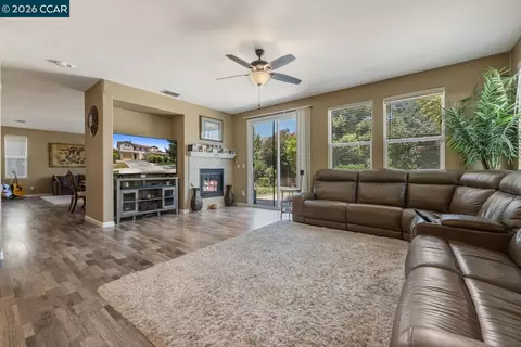 1117 Van Gogh Ln, Patterson, CA 95363 photo 15