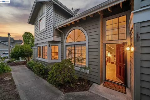 Exterior - 151 Purcell Dr, Alameda, CA 94502 photo 5 of 15