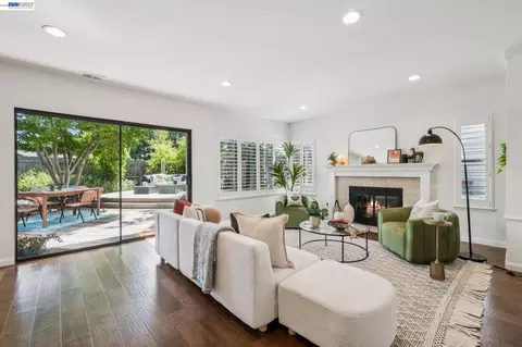 Living - 151 Purcell Dr, Alameda, CA 94502 photo 2 of 3