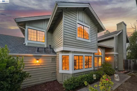 Exterior - 151 Purcell Dr, Alameda, CA 94502 photo 2 of 15