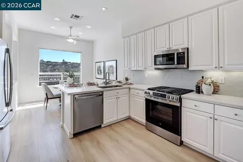 2934 Saklan Indian Dr, Walnut Creek, CA 94595