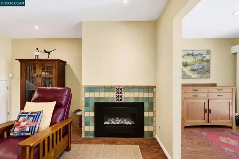 908 Marina Dr, Napa, CA 94559 photo 52