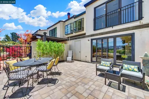 908 Marina Dr, Napa, CA 94559 photo 61