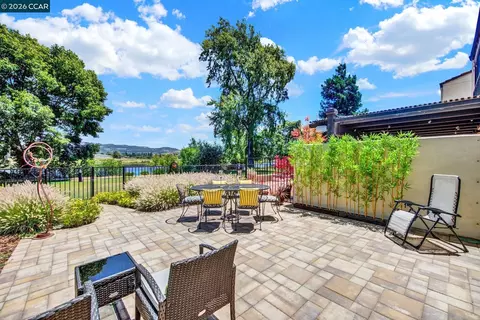 908 Marina Dr, Napa, CA 94559 photo 58