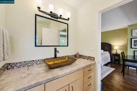 908 Marina Dr, Napa, CA 94559 photo 31