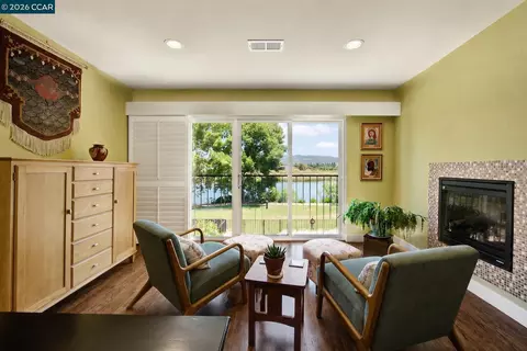 908 Marina Dr, Napa, CA 94559 photo 21