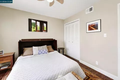 908 Marina Dr, Napa, CA 94559 photo 34