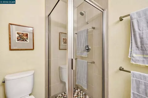 908 Marina Dr, Napa, CA 94559 photo 40