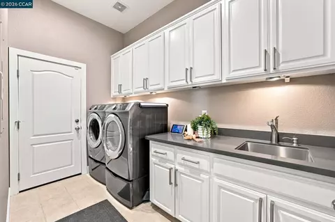Other - 3024 Overlook Dr, Vallejo, CA 94591 photo 3 of 10