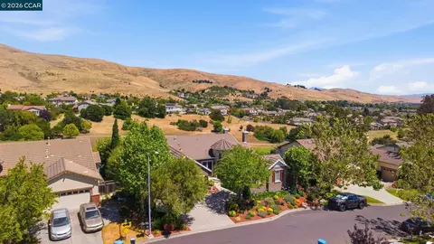 View/Area - 3024 Overlook Dr, Vallejo, CA 94591 photo 1 of 8