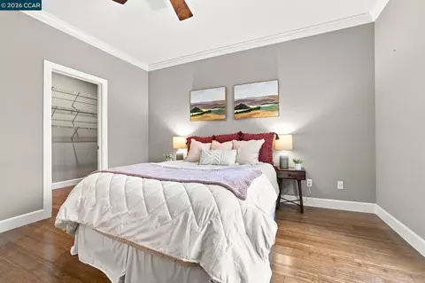 Bedroom - 3024 Overlook Dr, Vallejo, CA 94591 photo 4 of 9