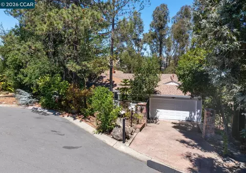 16 Ruth Ct, Lafayette, CA 94549 photo 4